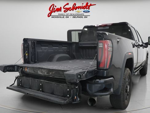 Used 2025 GMC Sierra 2500 AT4 w/ Technology Package AWD/4WD image 28