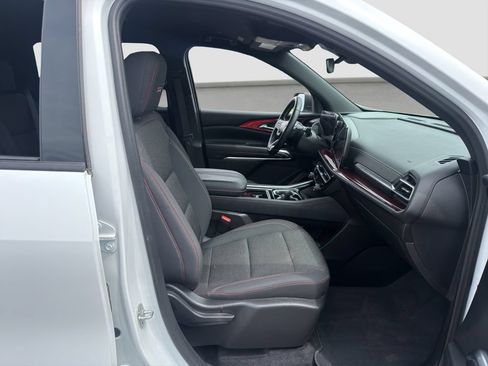Used 2024 Chevrolet Traverse Z71 AWD/4WD image 18