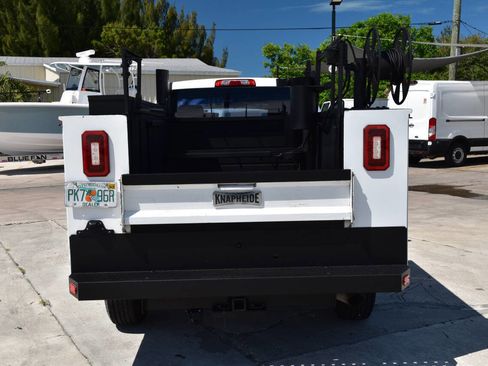Used 2018 Chevrolet Silverado 2500 W/T RWD image 6