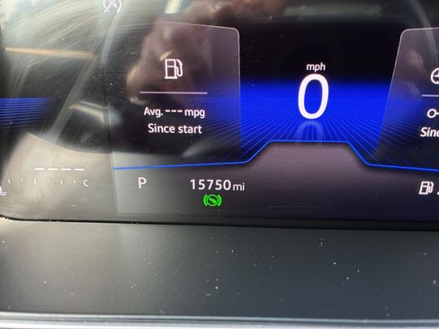 Used 2025 Volkswagen Jetta Sport FWD image 33