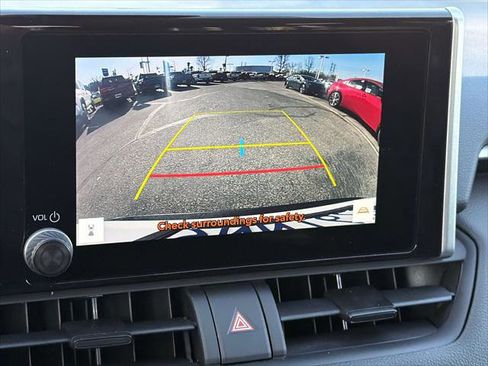 Certified 2024 Toyota RAV4 LE image 21