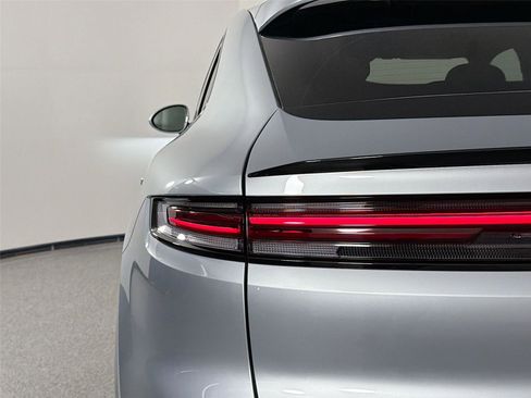 Certified 2026 Porsche Cayenne Coupe AWD/4WD image 16