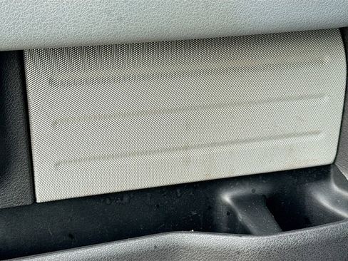 Used 2012 Ford F150 XLT w/ XLT Chrome Pkg image 23