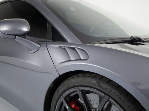 Used 2023 McLaren Artura image 32