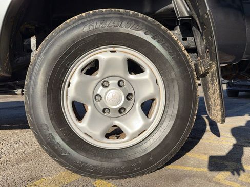 Used 2011 Toyota Tacoma 4x4 Double Cab image 10