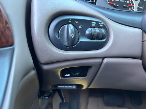 Used 1999 Mercury Sable LS image 28