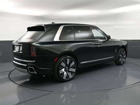 New 2026 Rolls-Royce Cullinan AWD/4WD image 8
