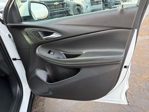 Used 2024 Buick Encore GX Preferred image 24