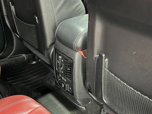 Used 2022 Dodge Durango SRT w/ Premium Interior Group AWD/4WD image 35