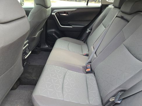 Used 2024 Toyota RAV4 XLE image 14