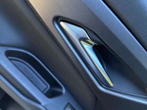New 2026 Chevrolet Equinox EV LT FWD image 28