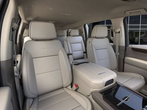 New 2026 GMC Yukon XL Denali w/ LPO, Floor Liner Package AWD/4WD image 16