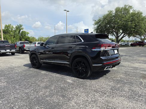 Used 2024 Volkswagen Atlas Cross Sport SEL Premium R-Line AWD/4WD image 8