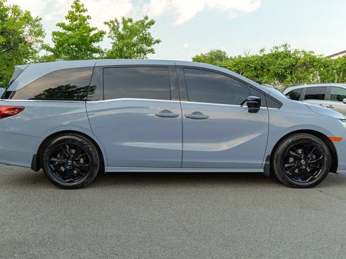 Used 2023 Honda Odyssey Sport image 8