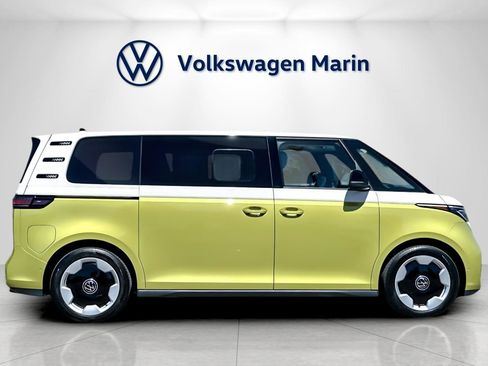 New 2025 Volkswagen ID. Buzz Pro S Plus image 6