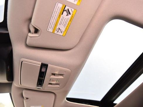 New 2025 Nissan Murano SL image 25