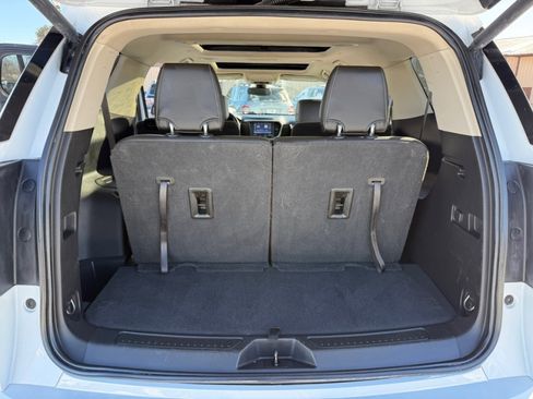 Used 2020 GMC Acadia Denali w/ LPO, Floor Liner Package image 39