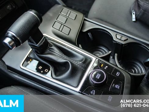 Used 2025 Kia Sportage LX FWD image 34