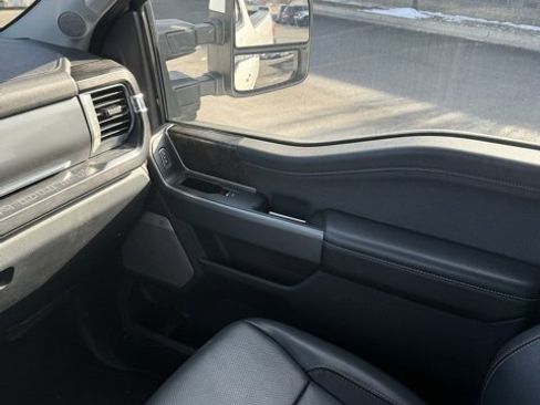Used 2023 Ford F350 Lariat w/ Tow Technology Package image 25