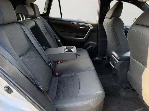 Used 2023 Toyota RAV4 SE AWD/4WD image 9
