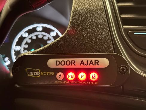 Used 2020 Ford Transit 350 XL RWD image 81