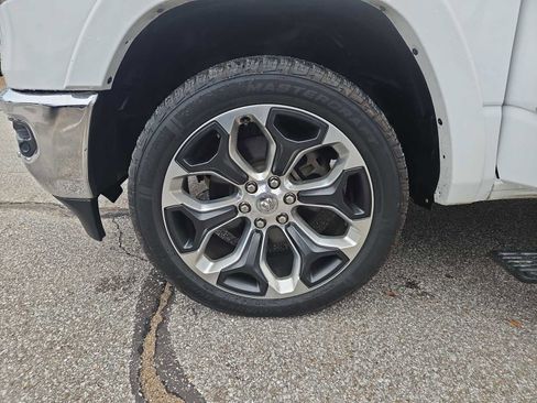 Used 2020 RAM 1500 Limited image 14