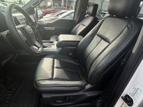 Used 2019 Ford F150 Lariat RWD image 8