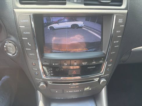 Used 2013 Lexus IS 250C RWD image 24