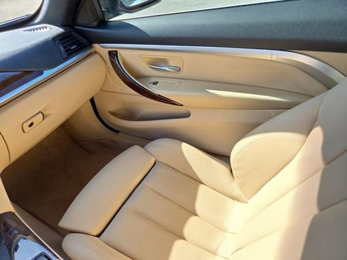 Used 2016 BMW 428i Convertible image 11