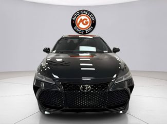 Used 2022 Toyota Avalon Touring w/ Advanced Safety Package video 2
