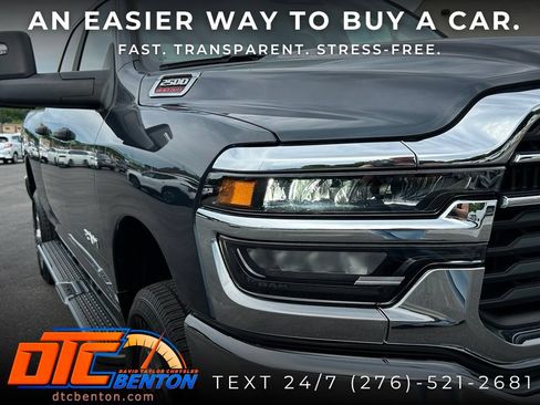 Used 2025 RAM 2500 Big Horn AWD/4WD image 9