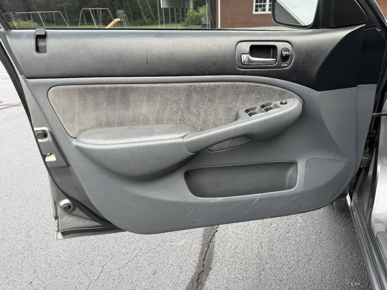 Used 2004 Honda Civic EX image 10