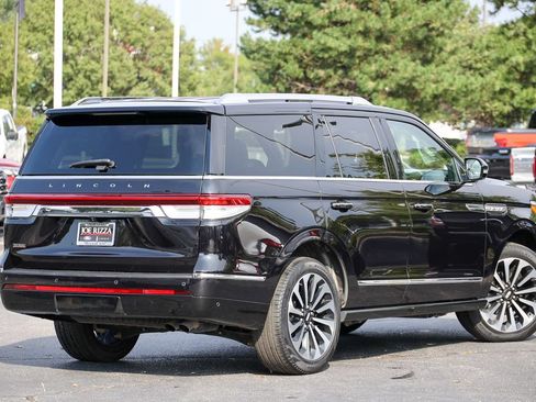 Certified 2022 Lincoln Navigator Reserve AWD/4WD image 20