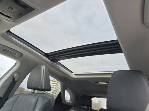 Used 2019 Lexus RX 350 350 w/ Luxury Package image 8