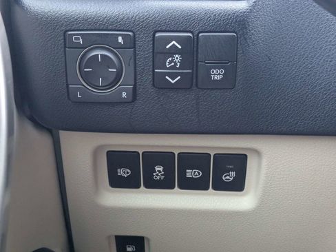 Used 2020 Lexus GX 460 Luxury w/ Luxury Sport Package AWD/4WD image 27