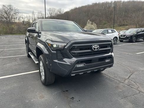 Used 2024 Toyota Tacoma SR5 image 11