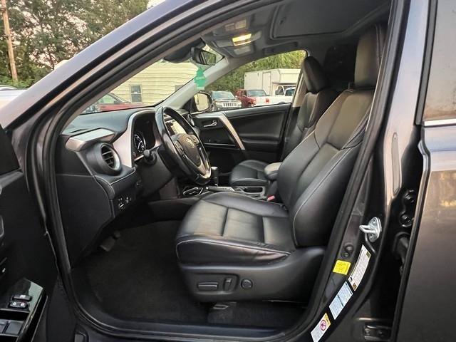 Used 2018 Toyota RAV4 Limited w/ All Weather Liner Package AWD/4WD image 7