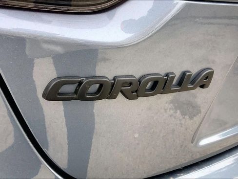 Used 2026 Toyota Corolla SE image 29