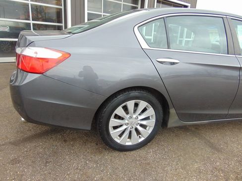 Used 2013 Honda Accord EX image 14