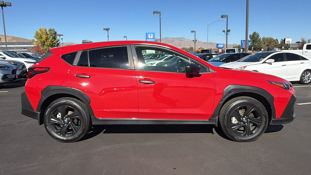 Used 2025 Subaru Crosstrek 2.0i AWD/4WD image 2