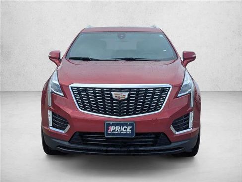 Used 2024 Cadillac XT5 Luxury FWD image 2