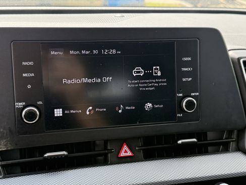 Used 2025 Kia Sportage LX image 22