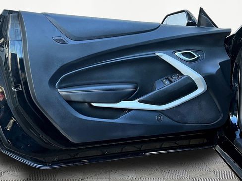 Used 2023 Chevrolet Camaro LT image 19