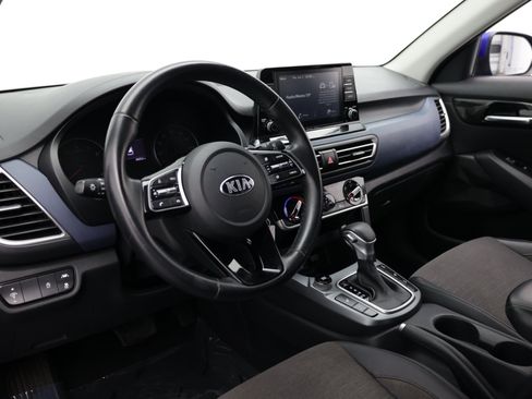 Used 2021 Kia Seltos S AWD/4WD image 12