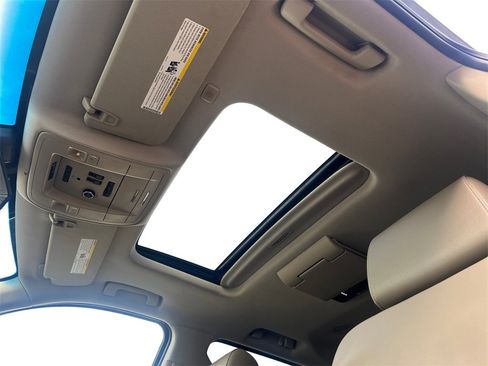 Used 2020 Chevrolet Tahoe LT image 12