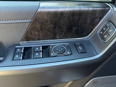 New 2026 Ford F250 Lariat w/ Chrome Package image 9