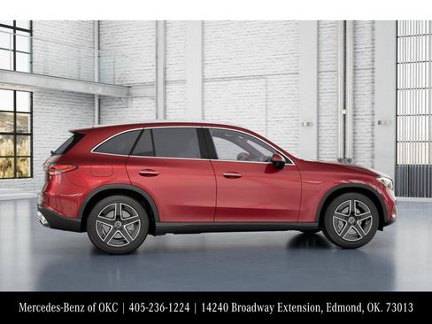 New 2026 Mercedes-Benz GLC 300 4MATIC image 17