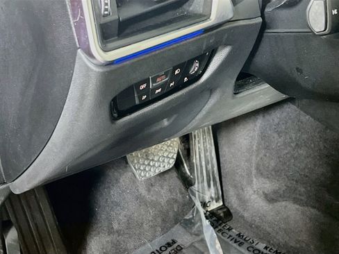 Used 2019 BMW 330i Sedan w/ Premium Package RWD image 10
