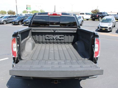 Used 2016 GMC Canyon SLE w/ All Terrain Adventure Package image 8