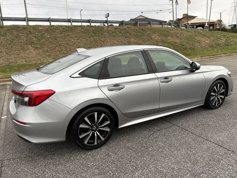 Certified 2023 Honda Civic EX image 10